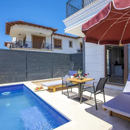 Luxury Flat With Infinity Pool In דירה